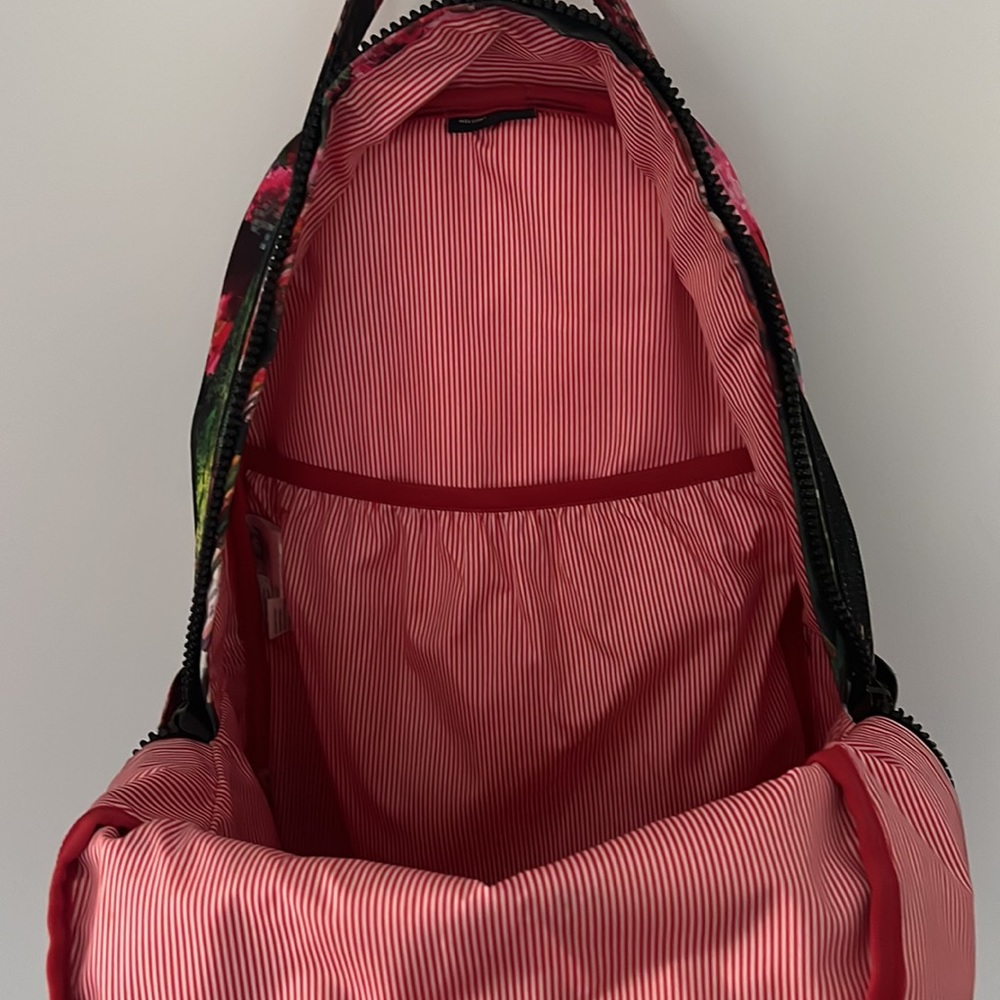 Hershel Nova Backpack (Large Capacity) - image 4